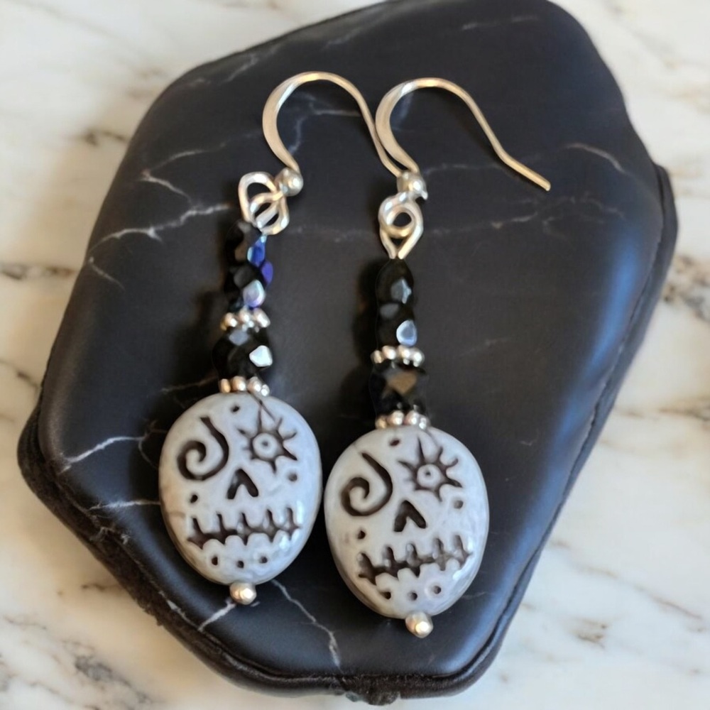 Hand crafted Sugar skull earrings - Picture 2 of 4